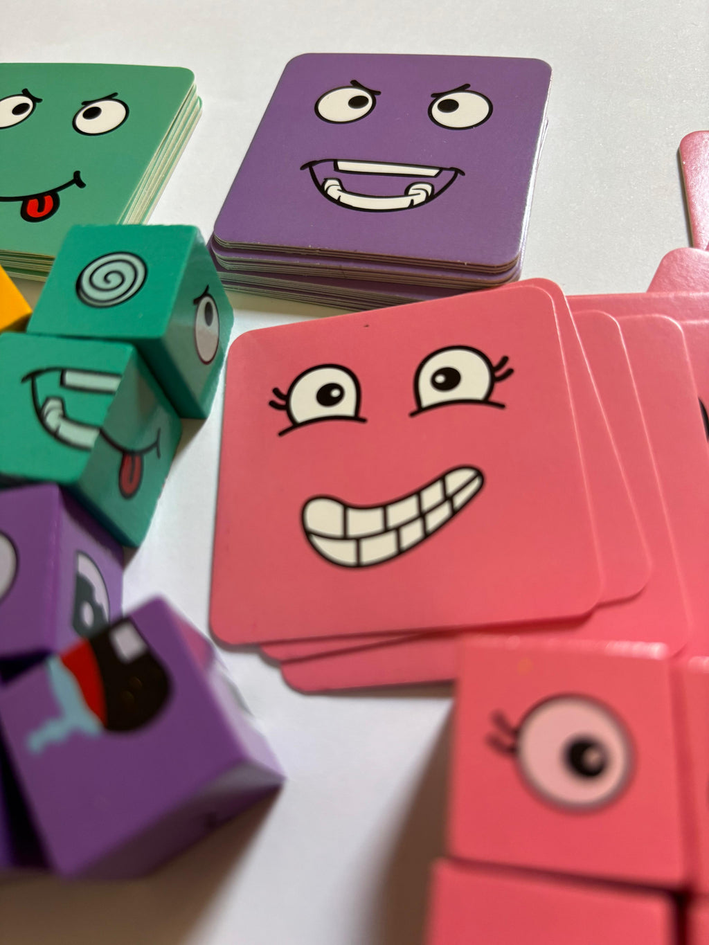 Expression Puzzle Building Blocks - Game with Bell